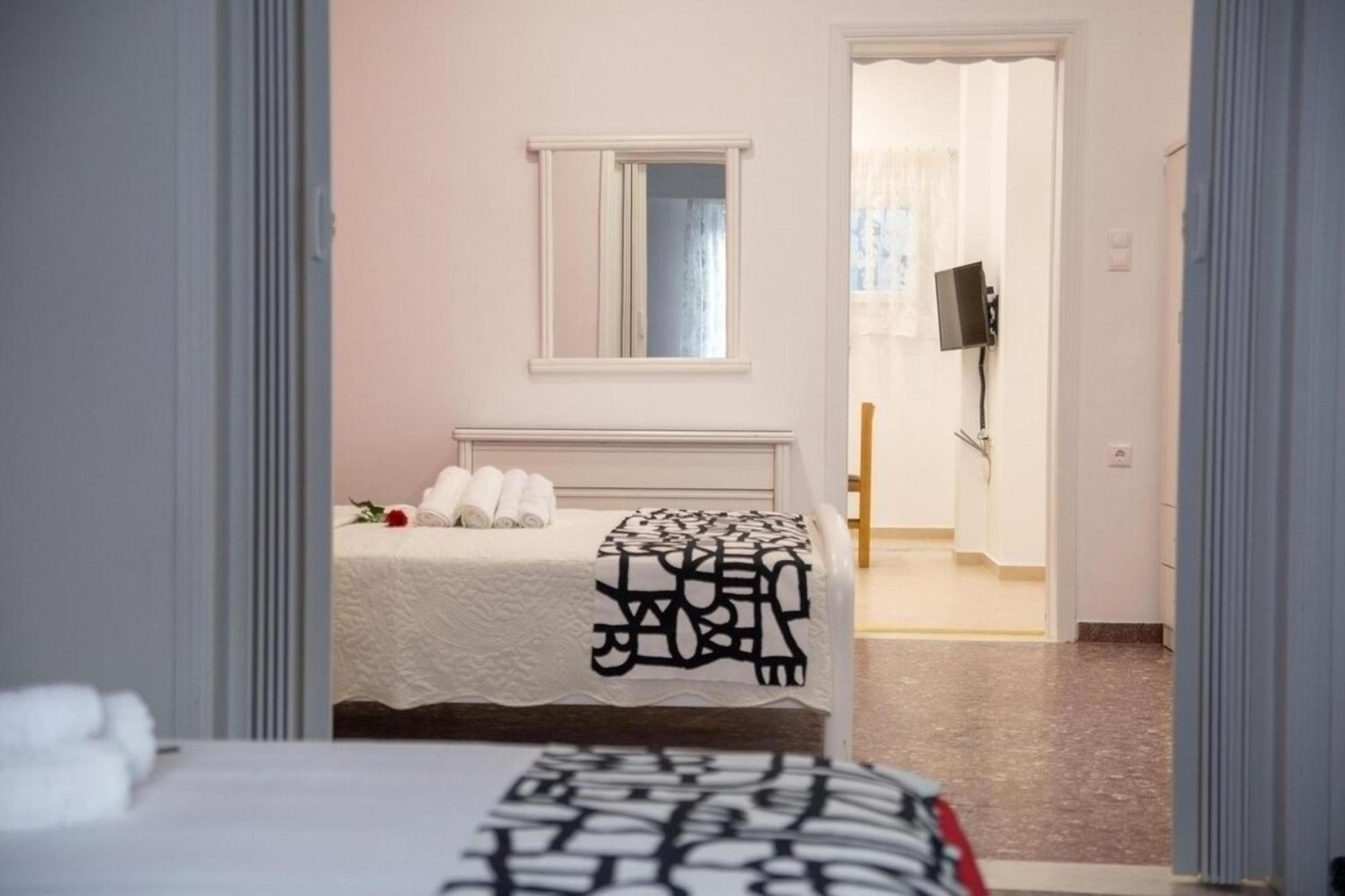 פיראוס Aimou Studio'S Apartment'S מראה חיצוני תמונה